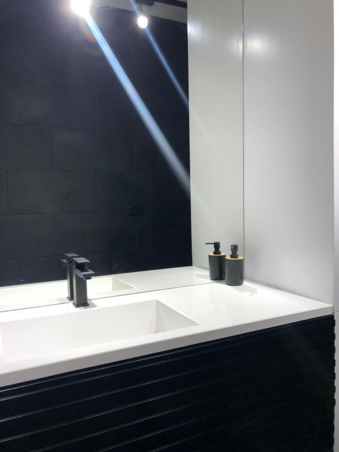 The Laurels - City Center Apartment Tirana Zewnętrze zdjęcie