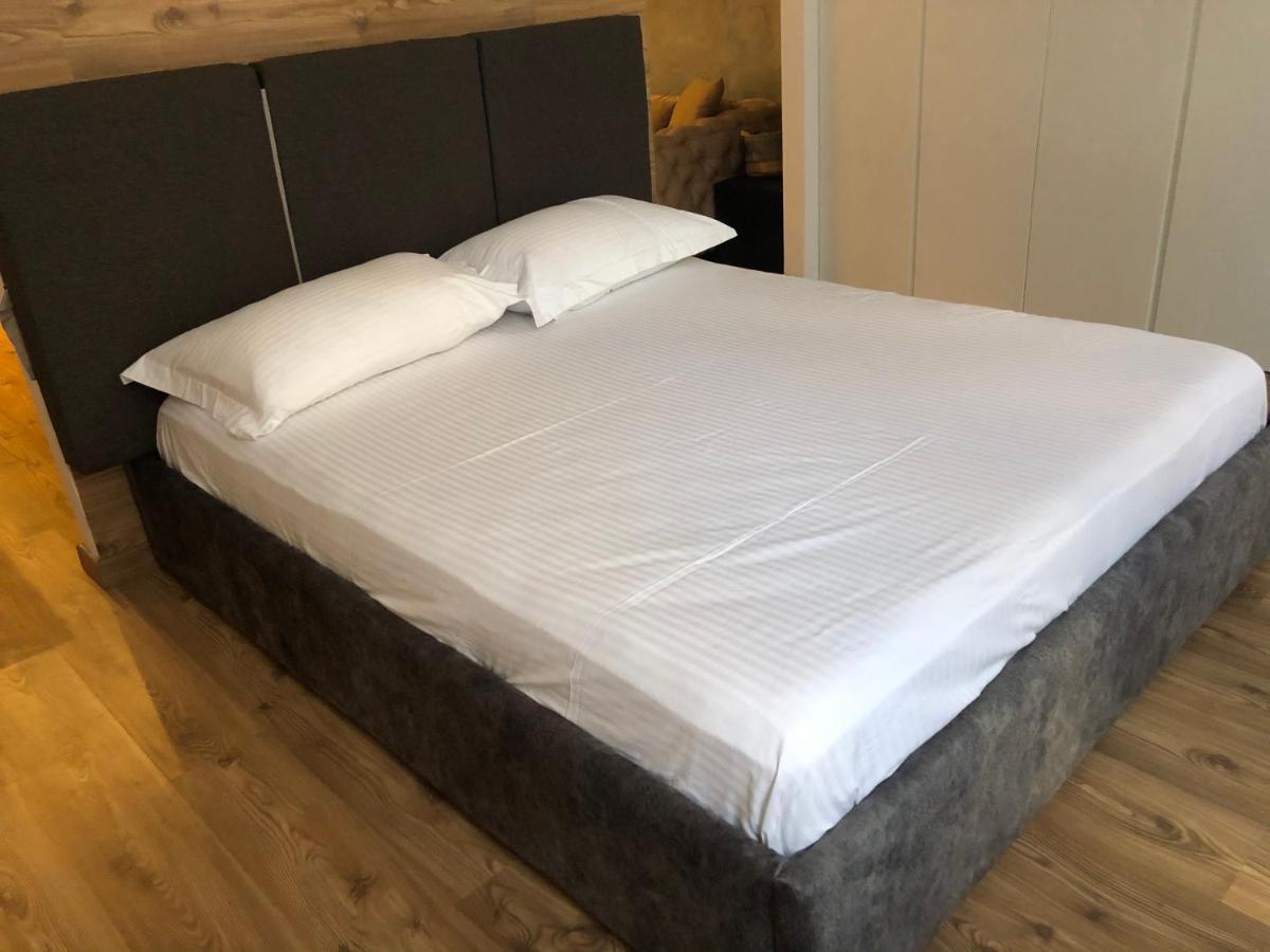 The Laurels - City Center Apartment Tirana Zewnętrze zdjęcie